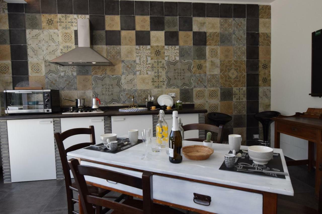 Casa Vacanze Irmino Garden Villa Рагуза Екстериор снимка