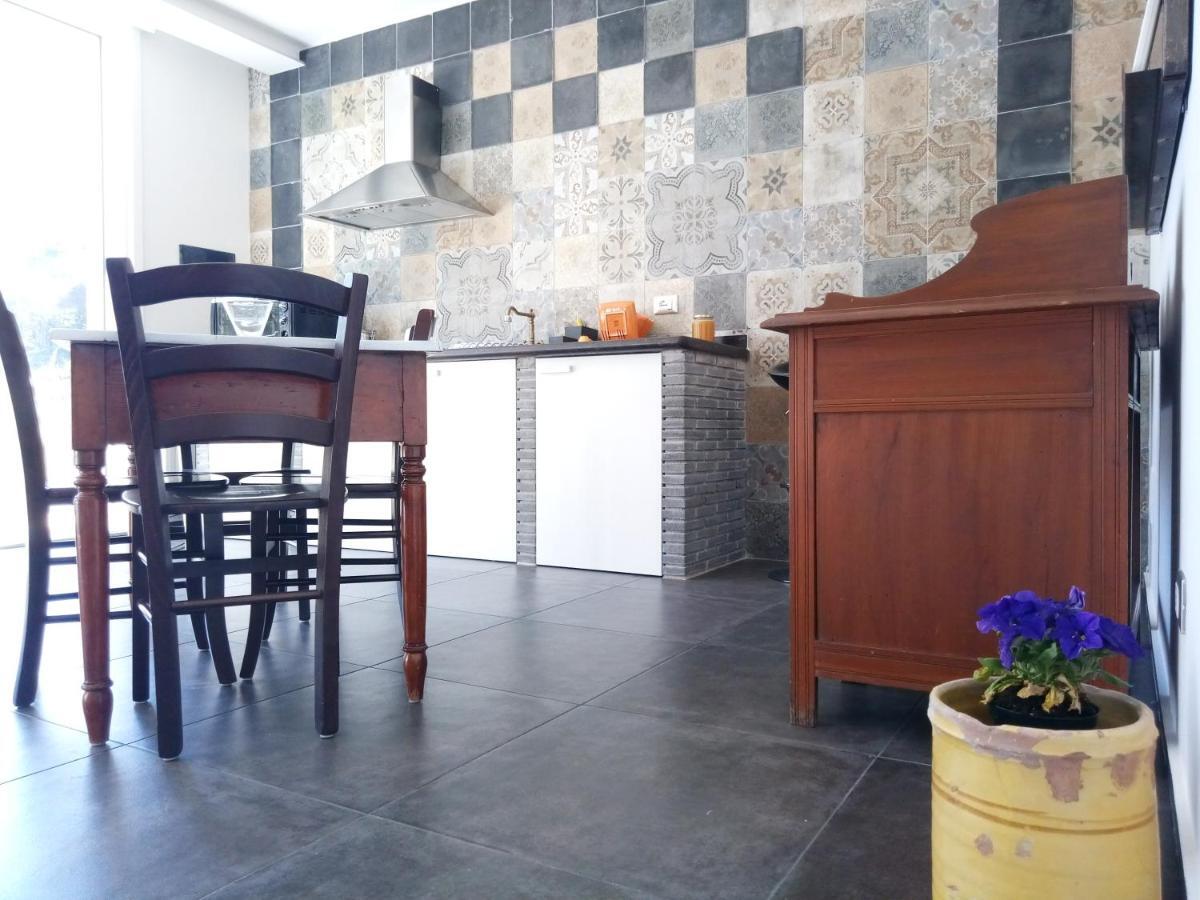 Casa Vacanze Irmino Garden Villa Рагуза Екстериор снимка